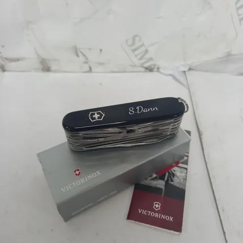 VICTORINOX ENGRAVED SWISSCHAMP ARMY KNIFE IN BLACK