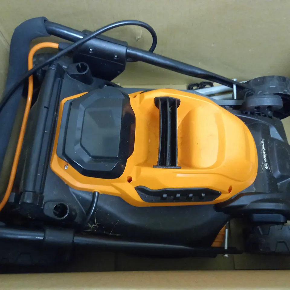 YARD FORCE 40V 32CM CORDLESS LAWNMOWER