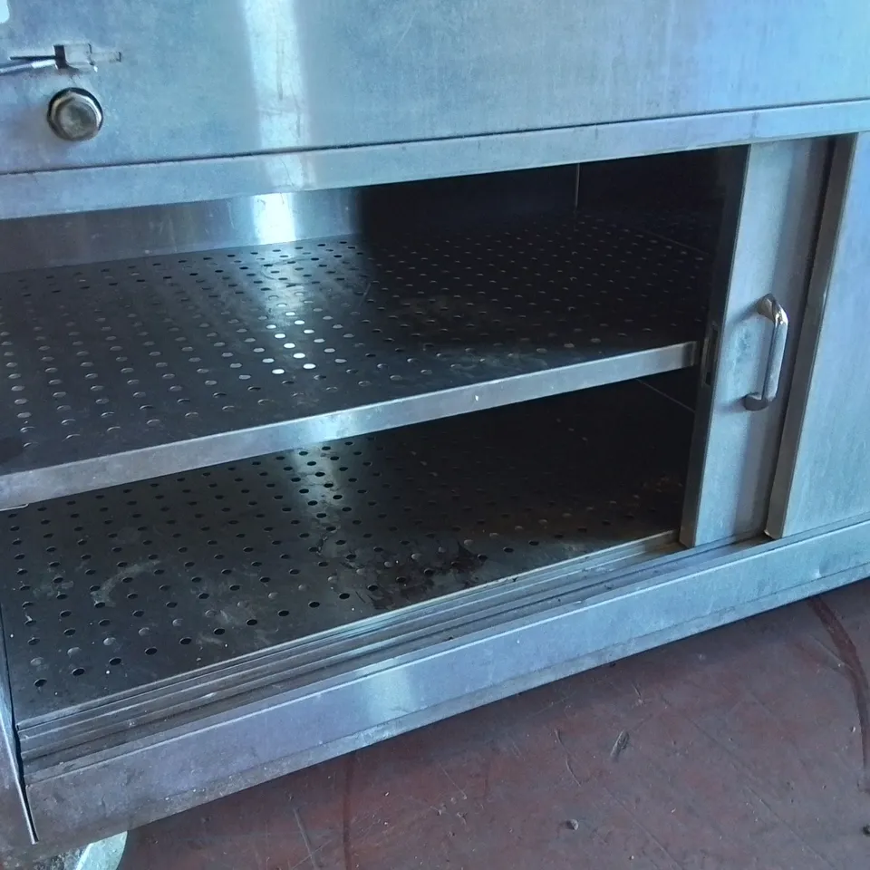 PARRY HOT18BM HOT CUPBOARD WITH BAIN MARIE TOP