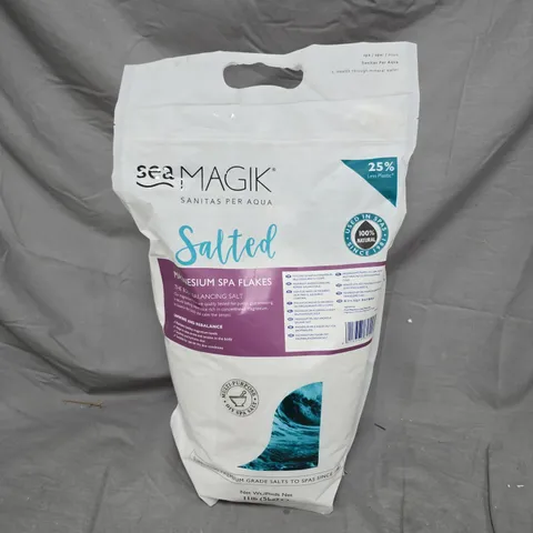 SEALED SEAMAGIK SALTED MAGNESIUM SPA FLAKES (5KG) - COLLECTION ONLY