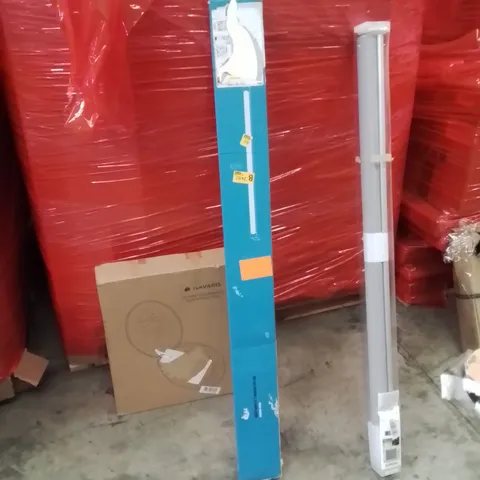 PALLET OF ASSORTED HOUSEHOLD GOODS AND PRODUCTS TO INCLUDE;TOILET SEAT,LED AQUARIUM LIGHT,ROLLER BLINDS 