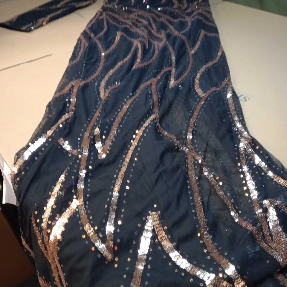 DESIGNER BLACK/BRONZE SEQUIN DETAILED ONE SLEEVE EVENING DRESS - XL