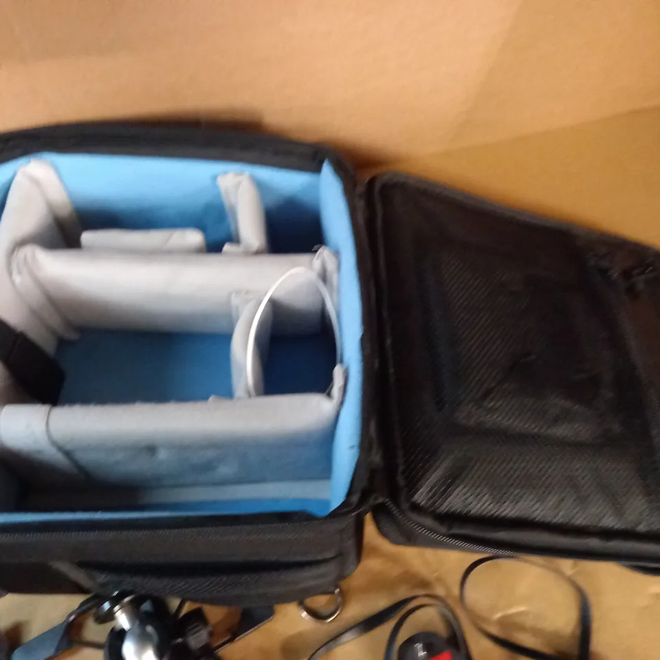 LOT OF ASSORTED DJI COMPATIBLE ACCESSORIES, BATTERIES AND FITTINGS IN CARRY CASE