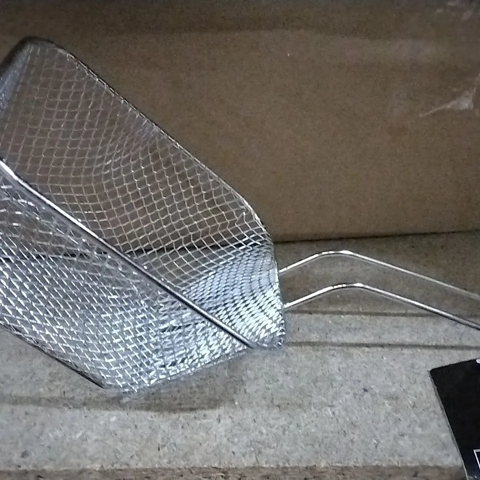BOXED SYMPLE STUFF DEEP FRYING BASKET