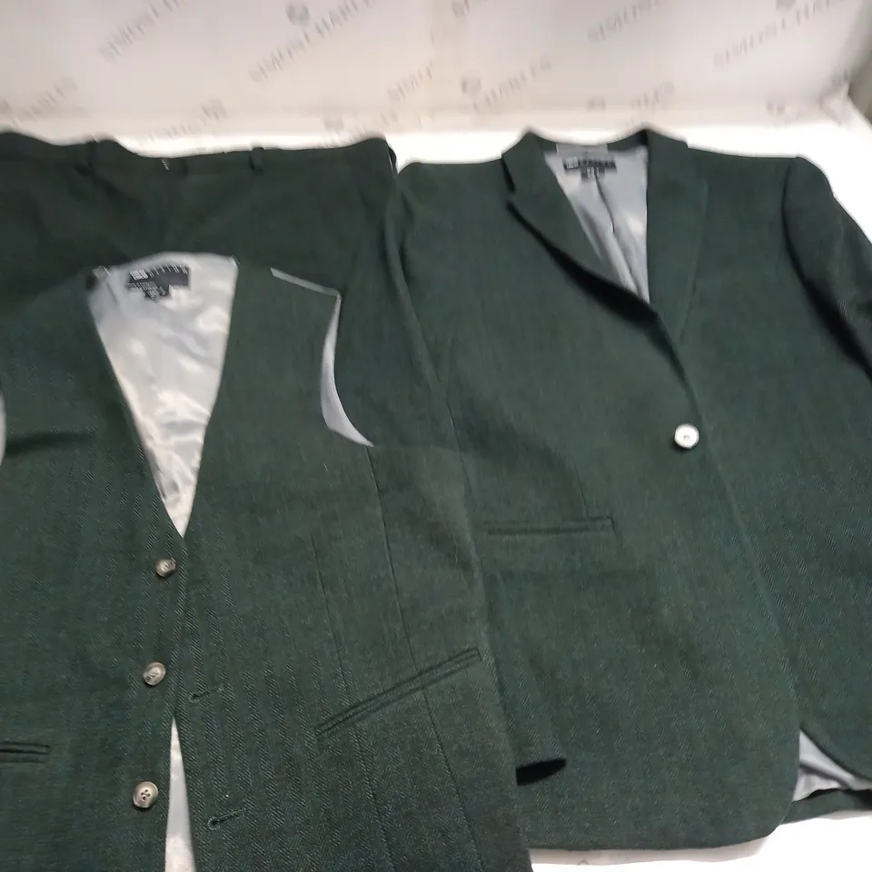 ASOS DESIGN GREEN 3-PIECE SUIT - UK 38"