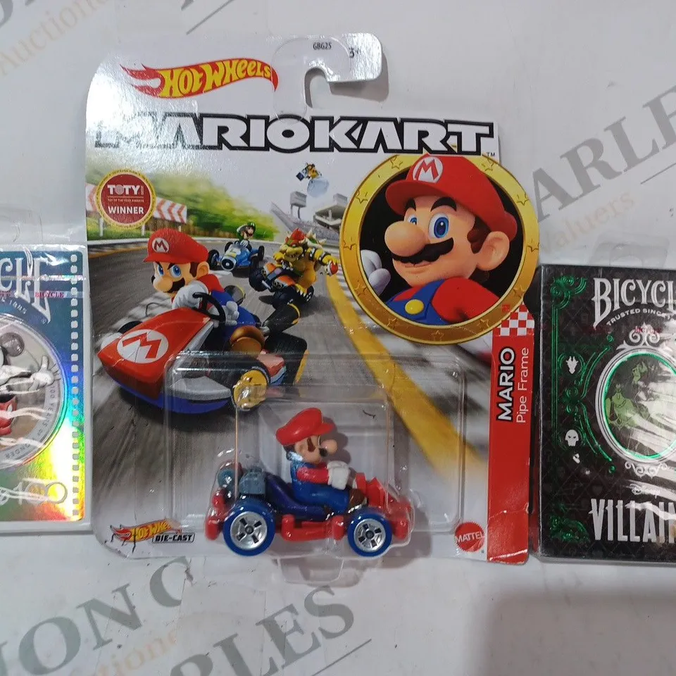 APPROXIMATELY 10 ASSORTED TOYS AND GAMES TO INCLUDE BICYCLE DISNEY VILLAINS PLAYING CARDS, MARIO KART MARIO TOY, BICYCLE DISNEY100 PLAYING CARDS, ETC