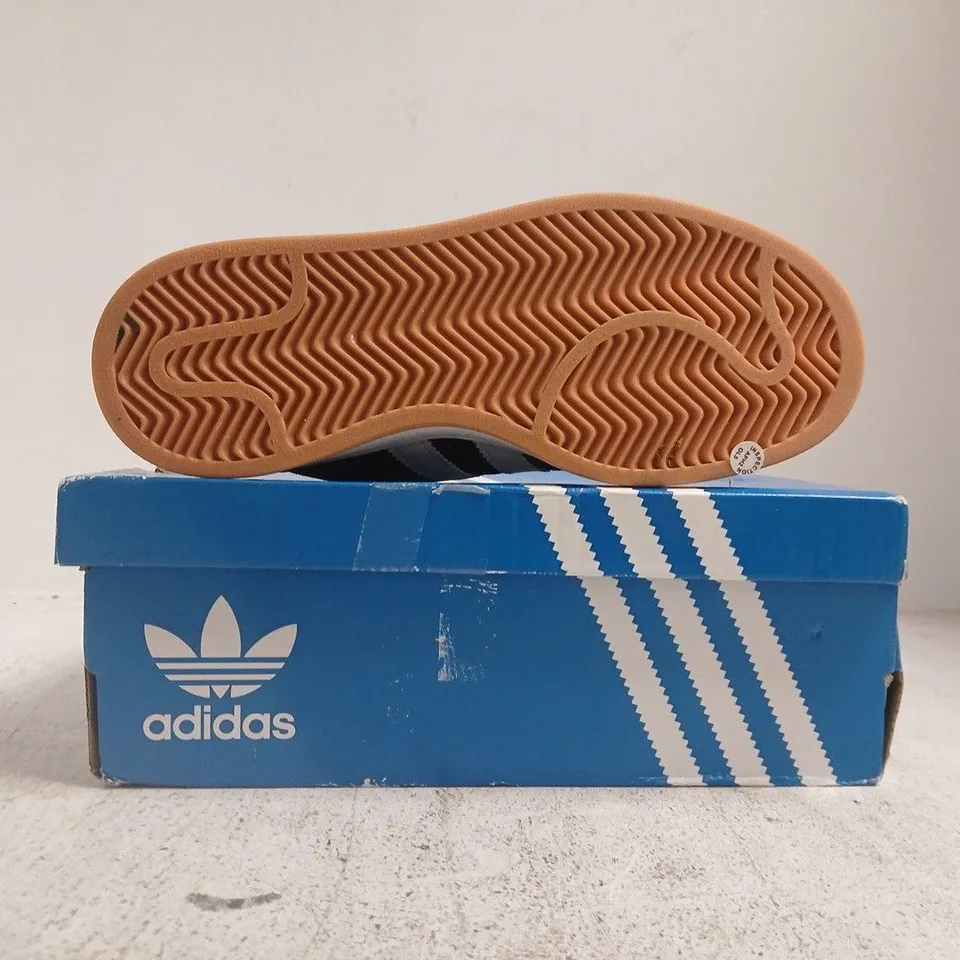 BOXED PAIR OF ADIDAS 00S TRAINERS IN BLACK/WHITE SIZE UK 5