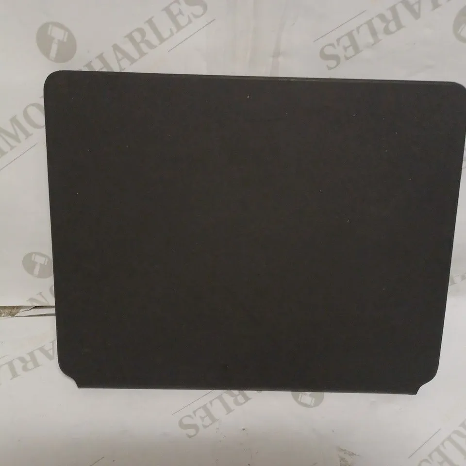 APPLE A1998 SMART KEYBOARD - BLACK
