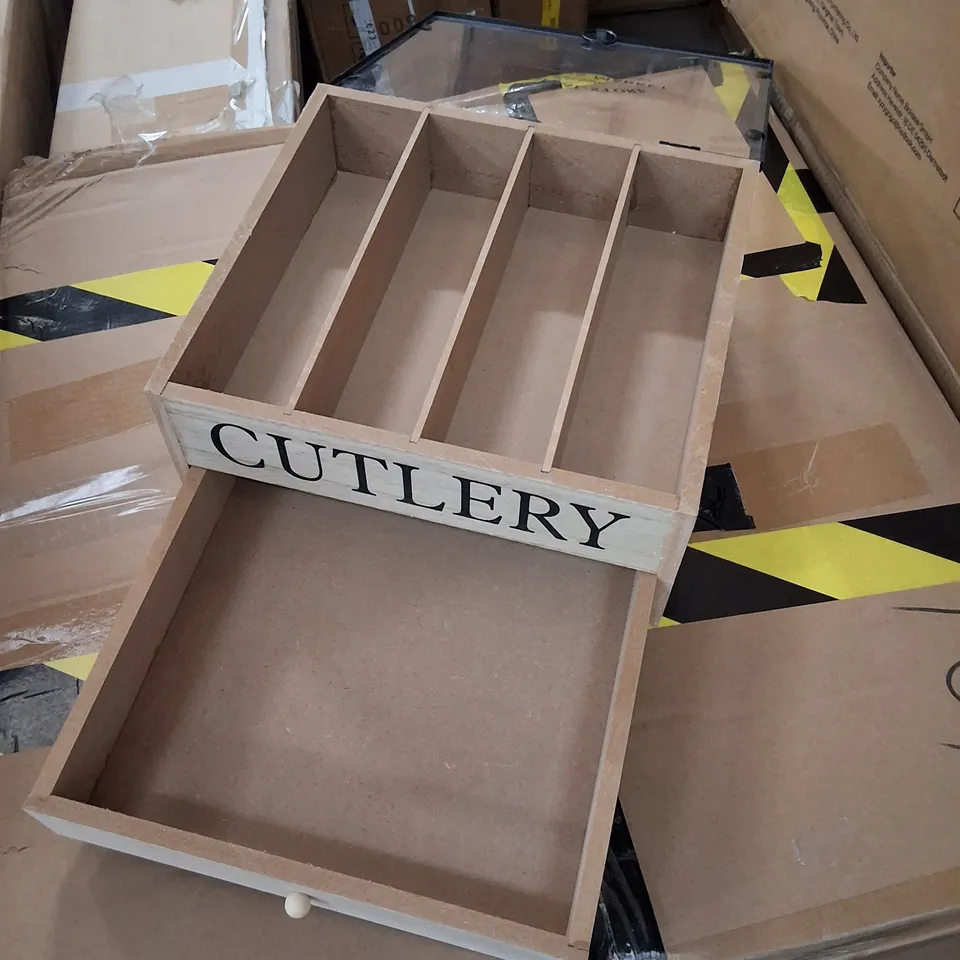 BOXED MAISON DES CADEAUX CULTURE DRAW