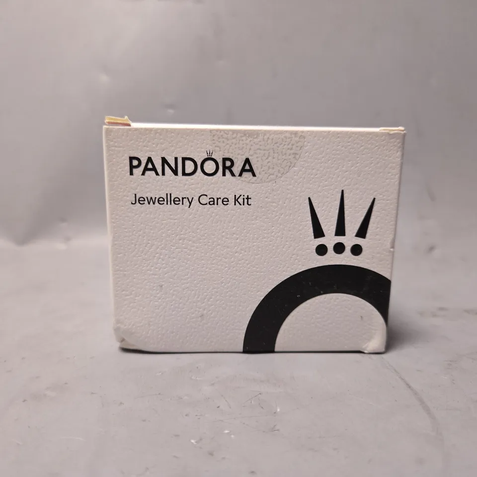 SEALED PANDORA JEWELLERY CARE KIT 