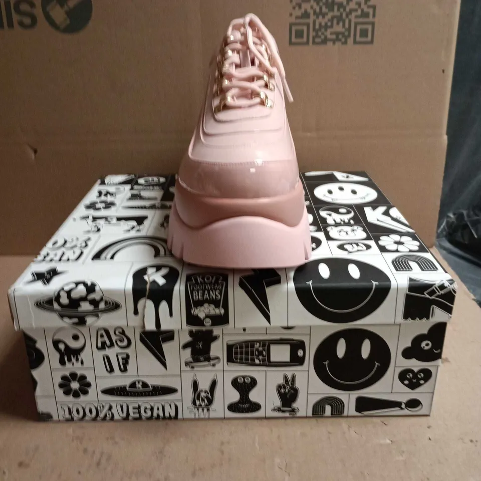 KOI CAKE SHOW BALLERINA PLATFORM SHOES PINK PATENT SIZE 9