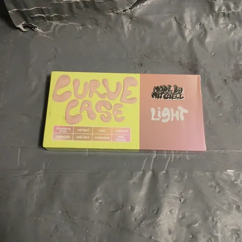 SEALED MADE BY MITCHELL CURVE CASES CREAM BLUSHER/BRONZER IN LIGHT