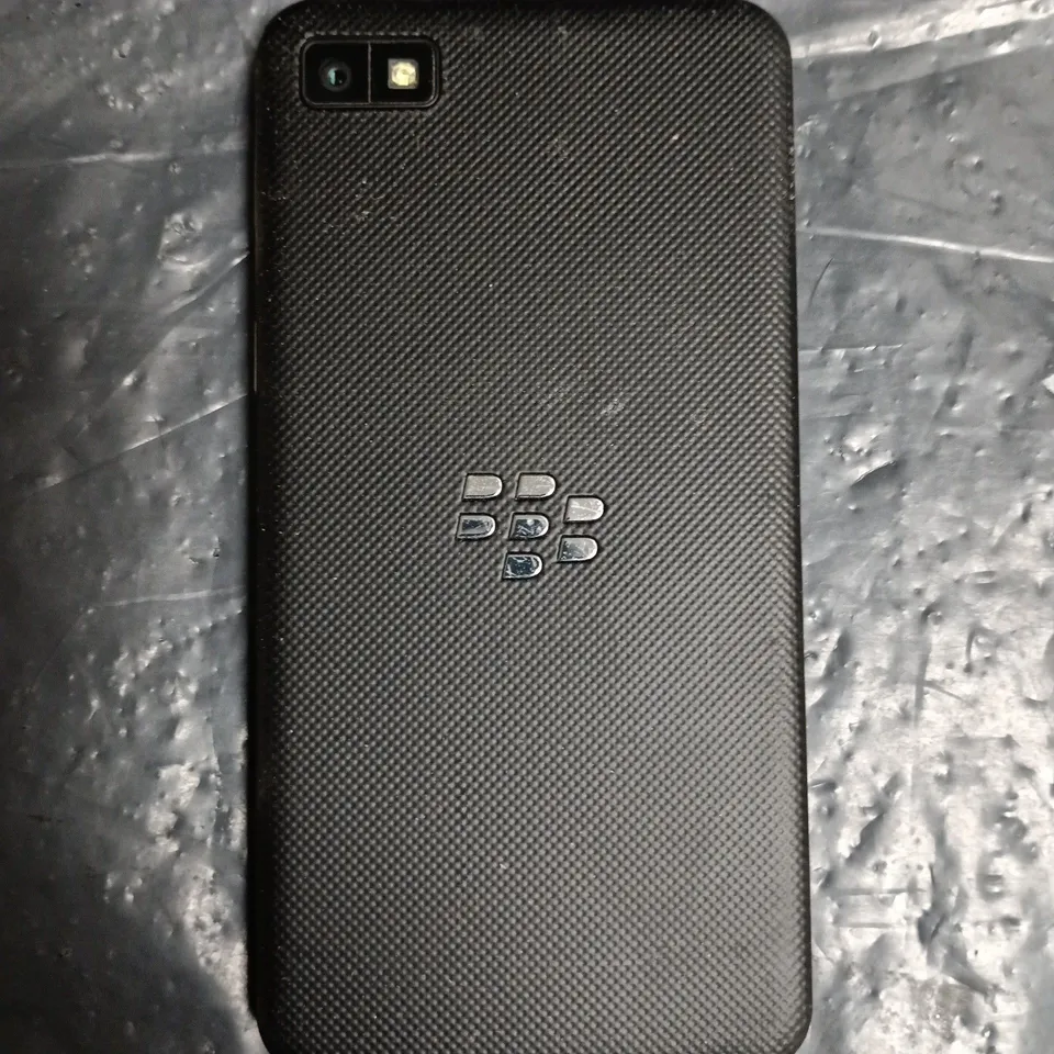 BLACKBERRY Z10 STL100-2 MOBILE PHONE