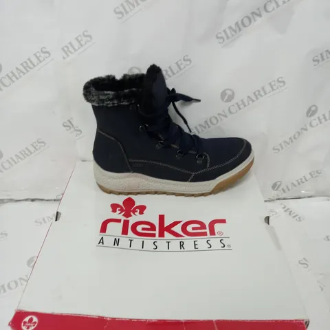 BOXED PAIR OF RIEKER BLUE BOOTS SIZE 7.5
