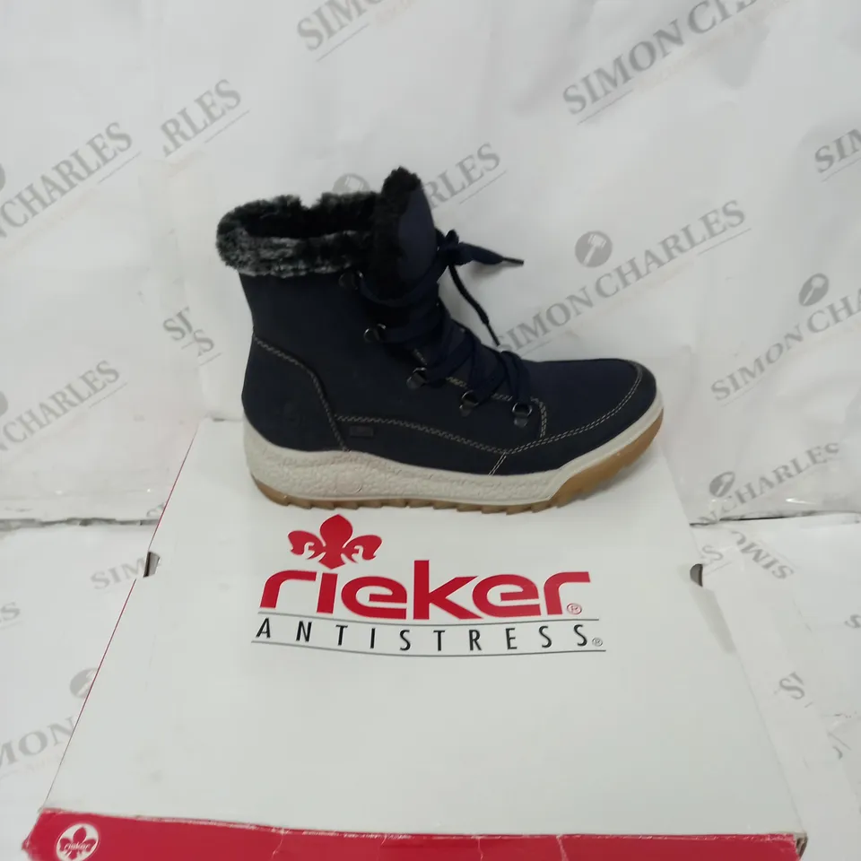 BOXED PAIR OF RIEKER BLUE BOOTS SIZE 7.5