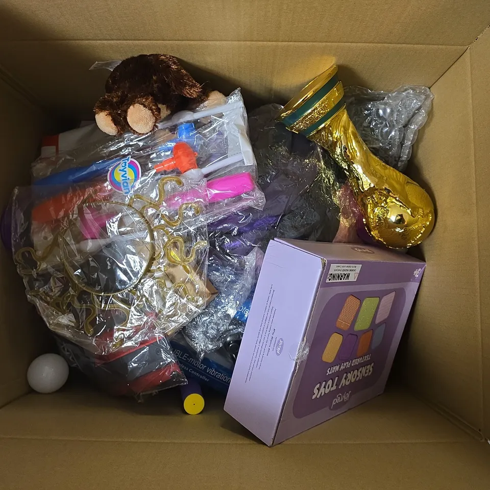 APPROXIMATELY 15 ASSORTED TOYS, GAMES, GIFTS AND NOVELTIES TO INCLUDE JOYREAL YEXTURED MATS SENSORY TOYS, PLUSHES, WORLD CUP TROPHY TOY, ETC - COLLECTION ONLY