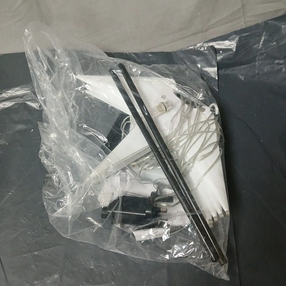 PACIFIC ACCENTS DECORATIVE STARBURST LIGHT