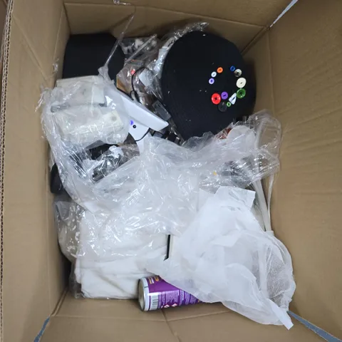 BOX OF APPROXIMATELY 20 ASSORTED ITEMS TO INCLUDE: BLACK LEATHER BAG