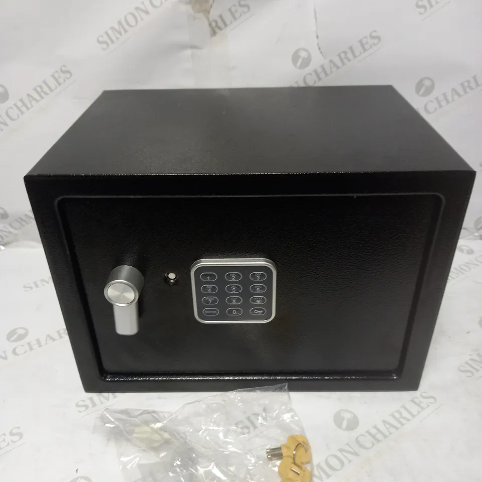 YALE DIGITAL SAFE