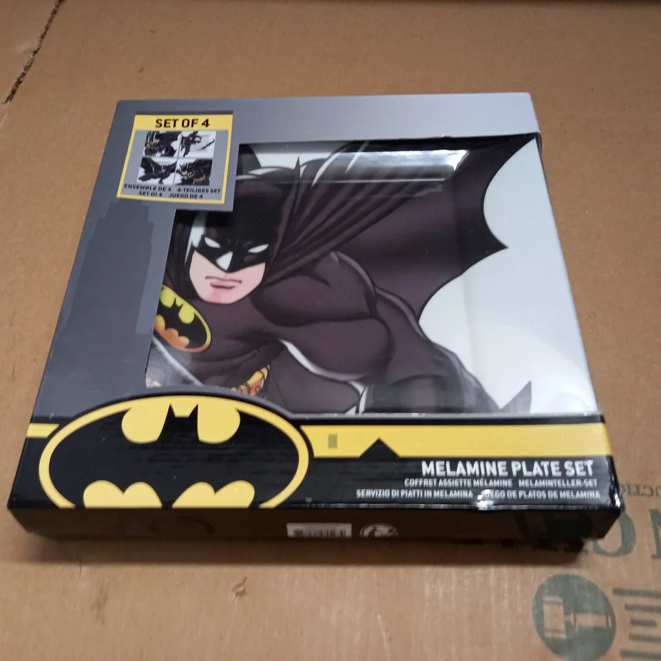 SET OF 4 BATMAN THEMED MELAMINE PLATES
