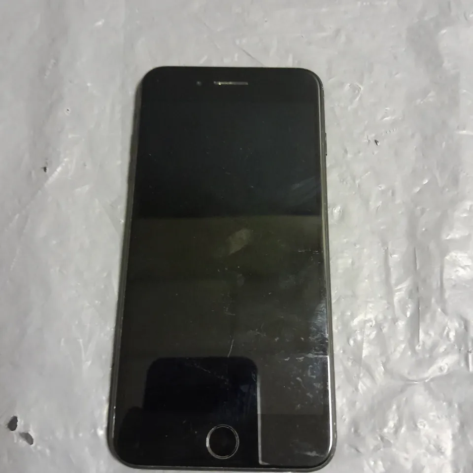 UNBOXED APPLE IPHONE 7 PLUS IN BLACK - A1784