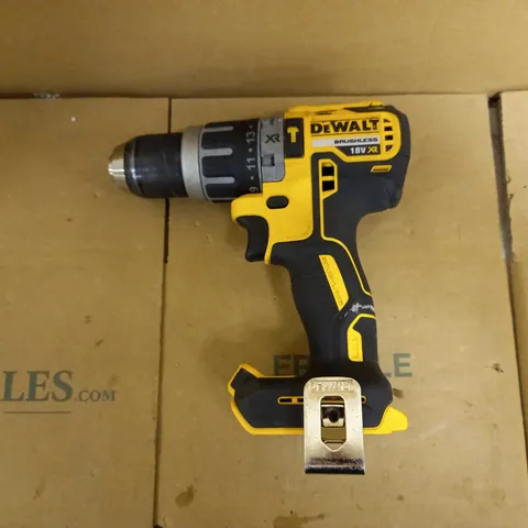 DEWALT DCD796N 18V XR LI-ION BRUSHLESS COMPACT COMBI HAMMER DRILL BARE UNIT