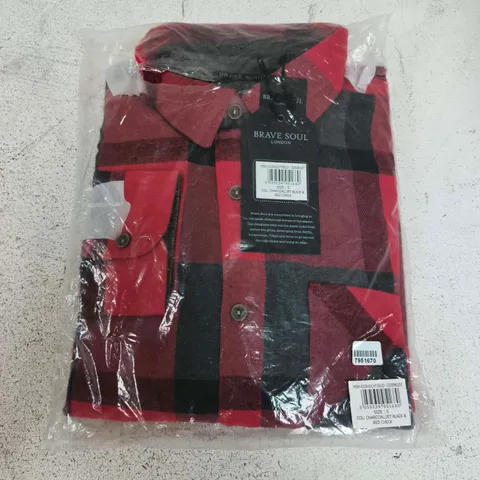 BAGGED BRAVE SOUL CHECK OVERSHIRT IN RED/CHARCOAL - SMALL