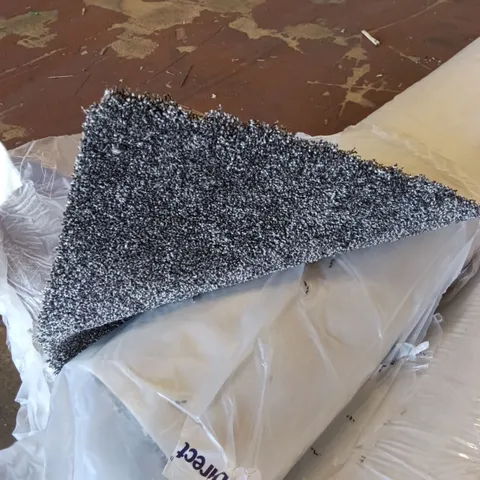 ROLL OF QUALITY DURHAM TWIST 50 MOONSHINE CARPET // APPROX SIZE: 7.00 X 4.00M