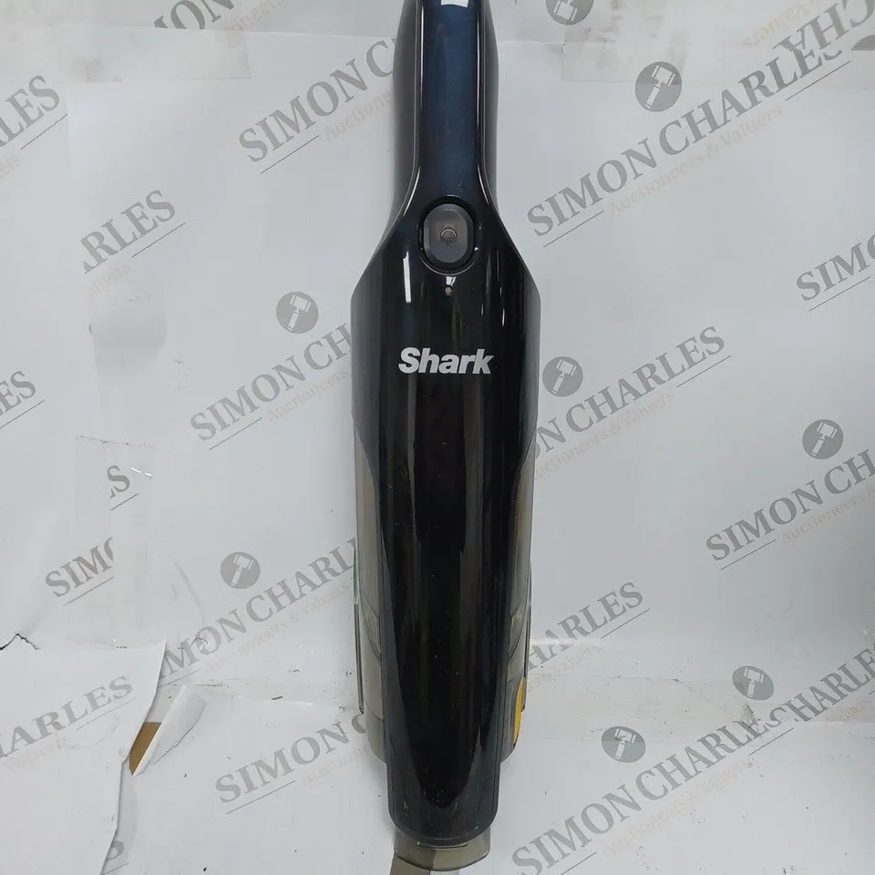 BOXED SHARK CORDLESS HANDVAC PET MODEL