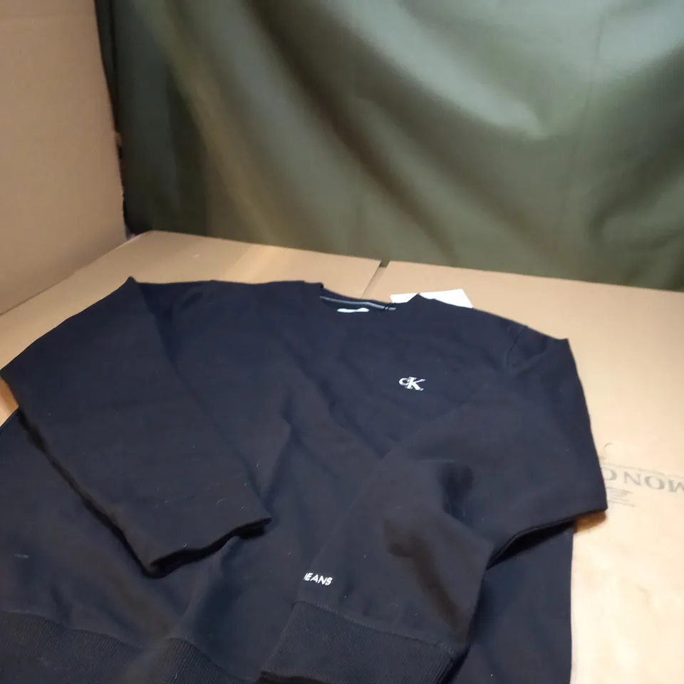 CALVIN KLEIN BLACK JUMPER SIZE XL