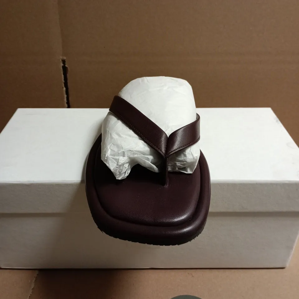 COS SANDALS IN RED - UK 7