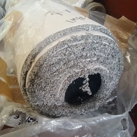ROLL OF QUALITY ULTIMATE EXPRESSIONS PEWTER CARPET // APPROX SIZE; 4 x 4m