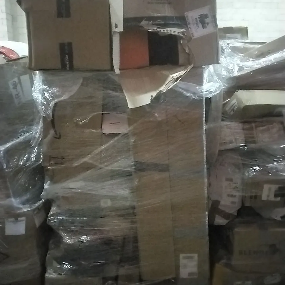 PALLET TO INCLUDE LED DESK LAMP,TABLE LAMP,GRIFFIN COFFEE TUMBLERS AND OTHER ASSORTED ITEMS...