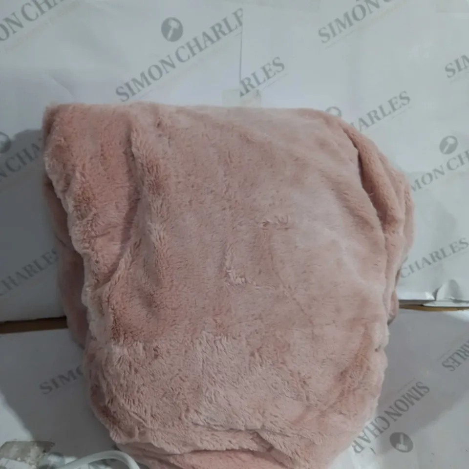 BOXED COZEE HOME HEATED BLANKET IN PINK