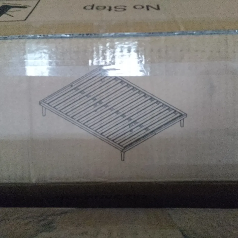 BOXED KING PLATFORM BED