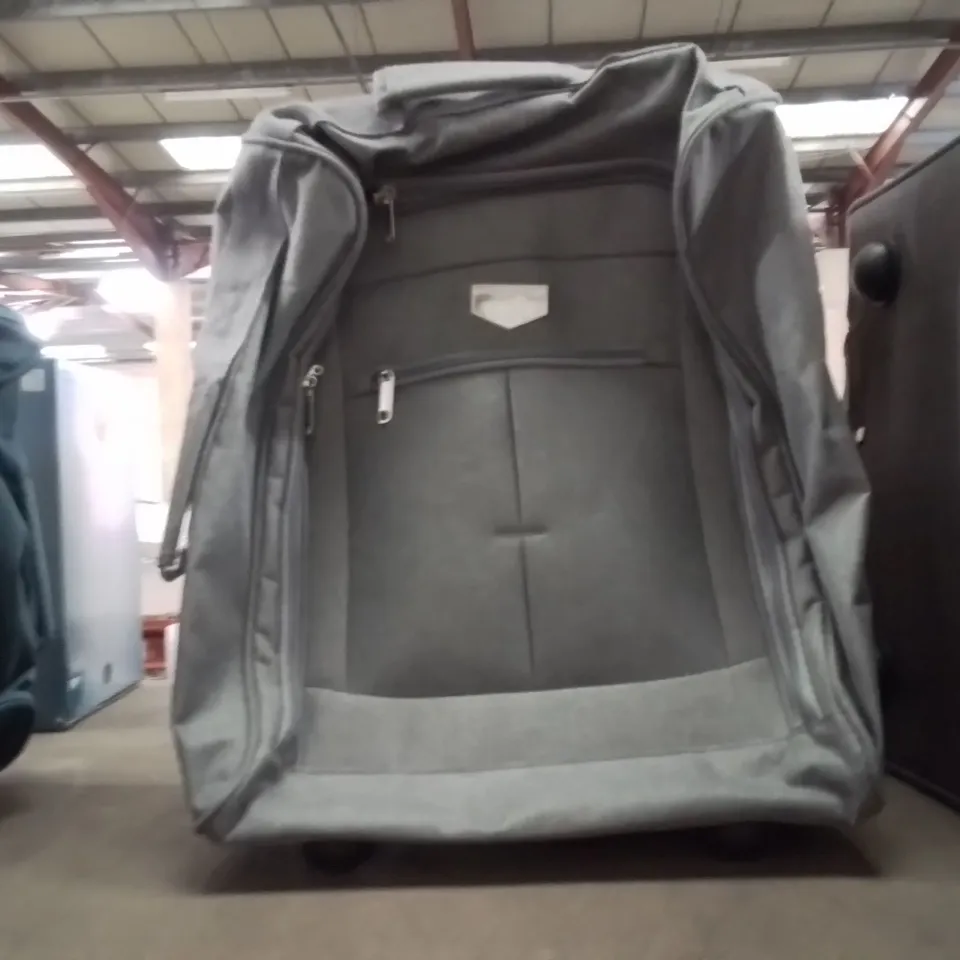 Medium soft cabin bag