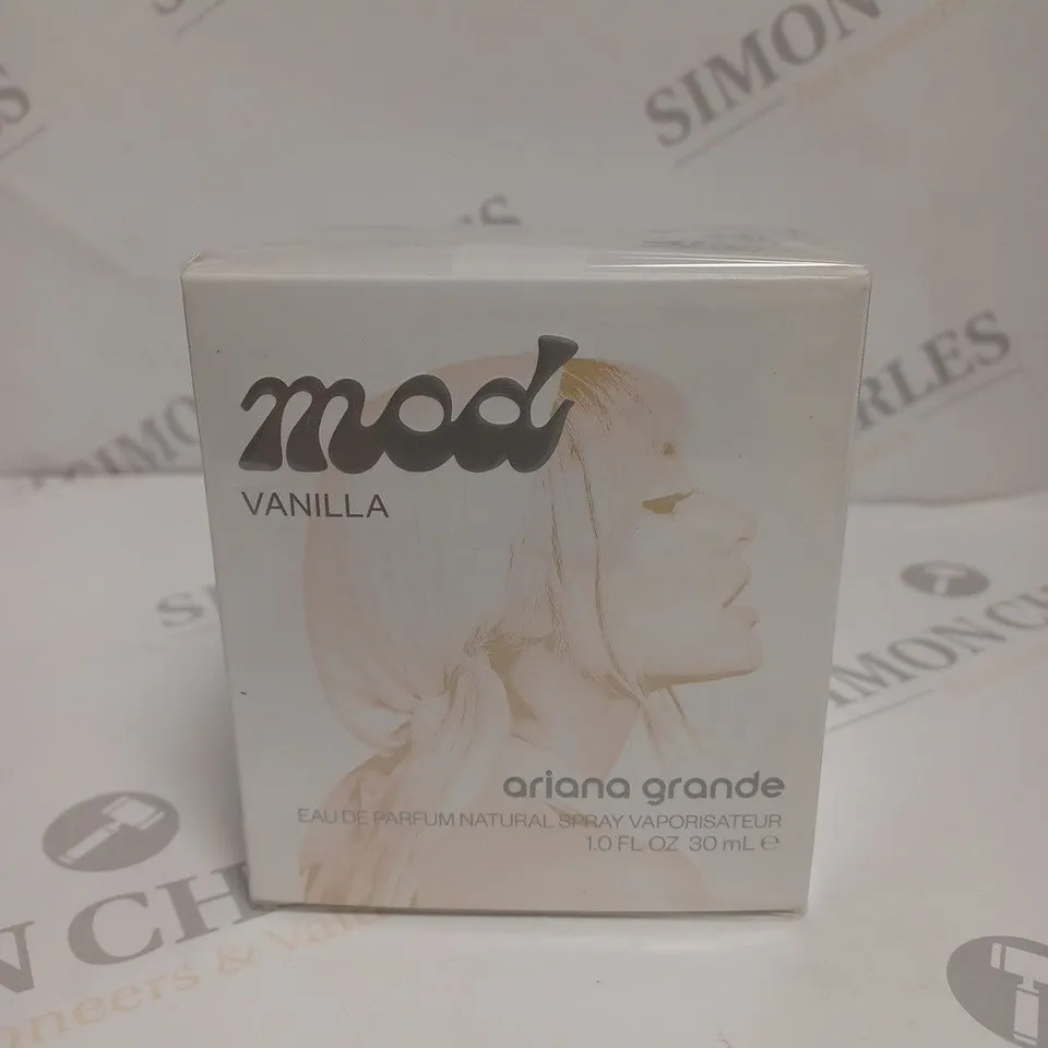 BOXED AND SEALED MOD VANILLA ARIANA GRANDE EAU DE PARFUM 30ML