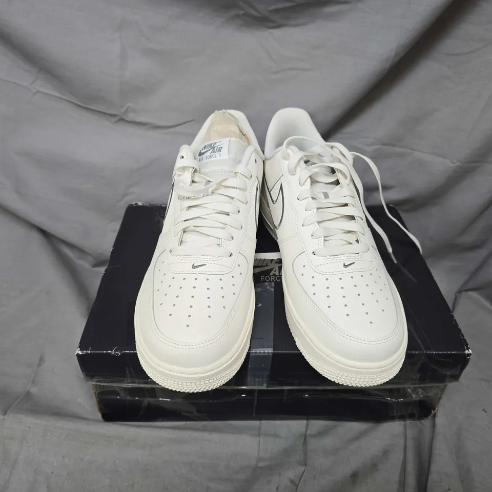 BOXED PAIR OF NIKE AIR FORCE TRAINERS IN WHITE/GREY - UK 8.5