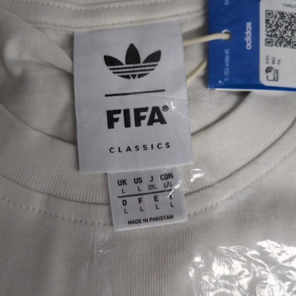 ADIDAS FIFA CLASSICS MASCOT TEE PIQ WHITE – UK L