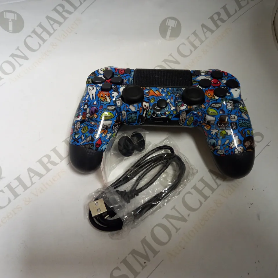 WIRELESS GAME CONTROLLER FOR P4