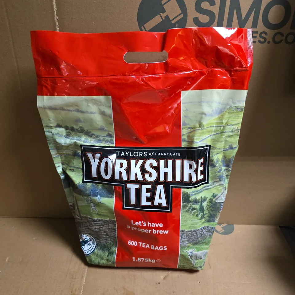 TAYLORS OF HARROGATE YORKSHIRE TEA (600 TEABAGS)