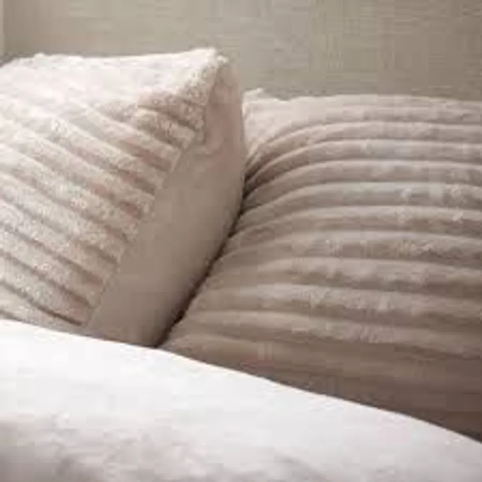 COZEE HOME VELVETSOFT COCOON 4 PIECE COMPLETE DUVET SET IN LILAC