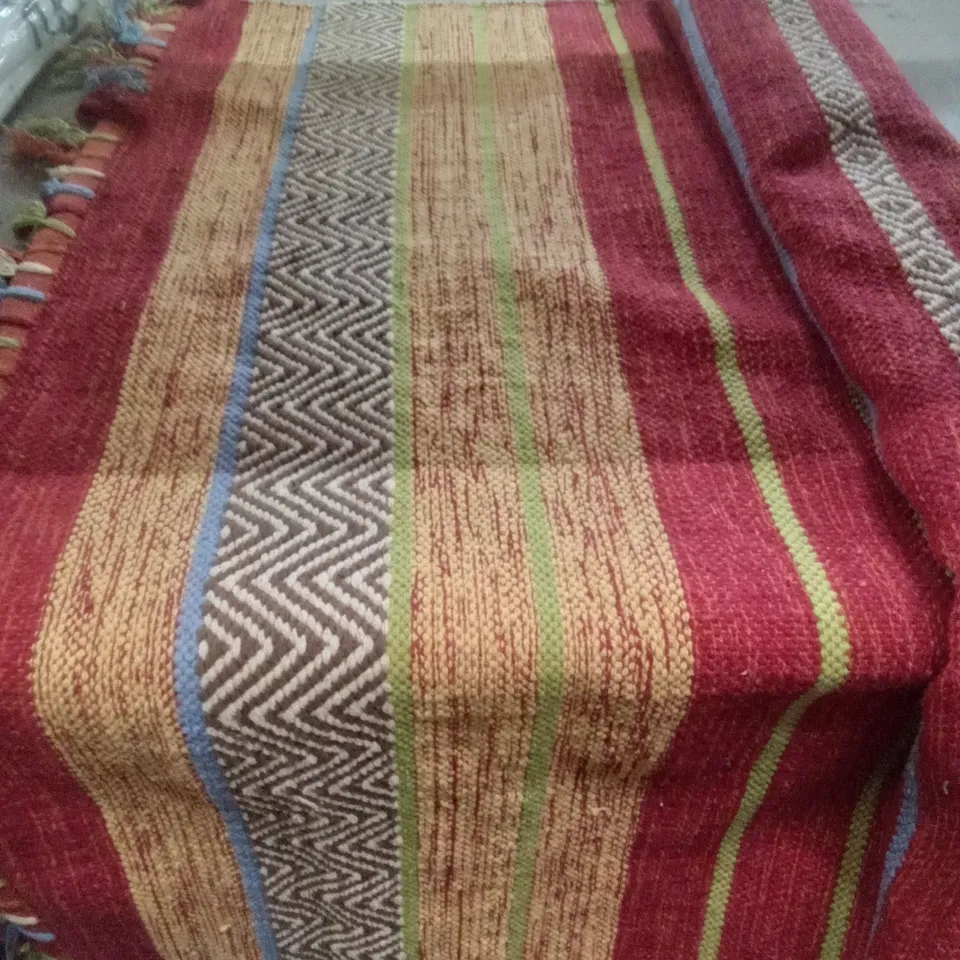 EALING HANDMADE KILIM COTTON RED/YELLOW RUG 120X120CM