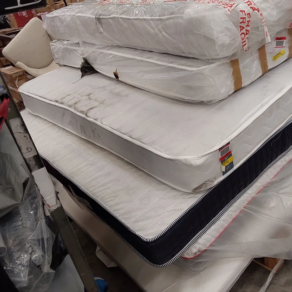 PALLET OF APPROXIMATELY 6X ASSORTED MATTRESSES 