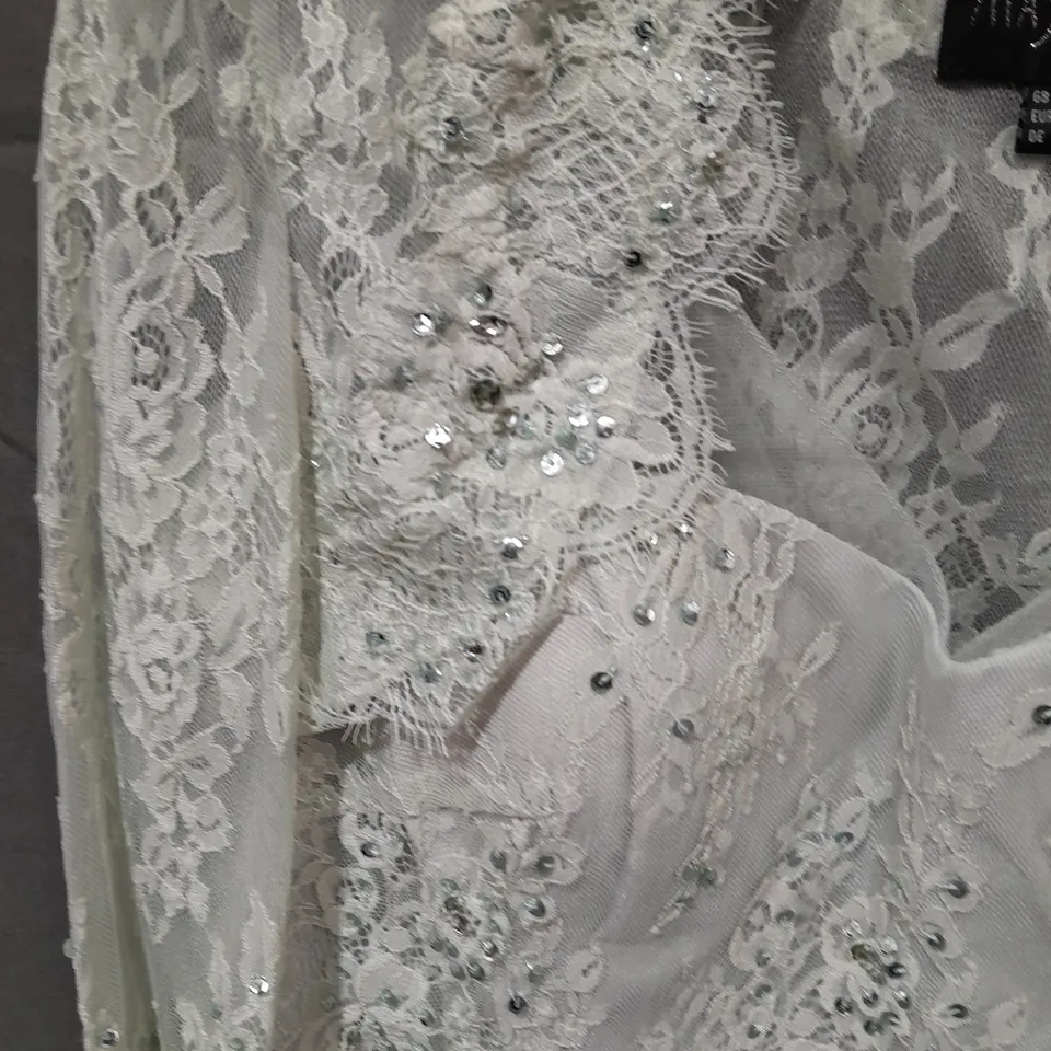 MASCARA EMBELLISHED LACE DETAIL DRESS IN PALE GREEN - 16