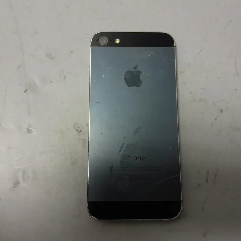 APPLE IPHONE 5 (A1429) SMARTPHONE 