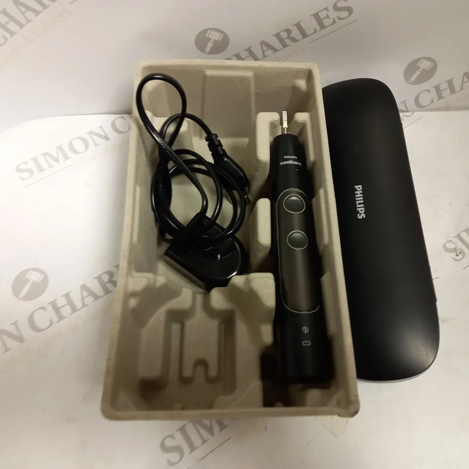 BOXED PHILIPS SONICARE 7300 EXPERT CLEAN