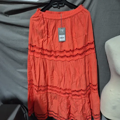 OLIVER BONAS CORAL SCALLOP CUTWORK TIERED MIDI SKIRT – SIZE 6