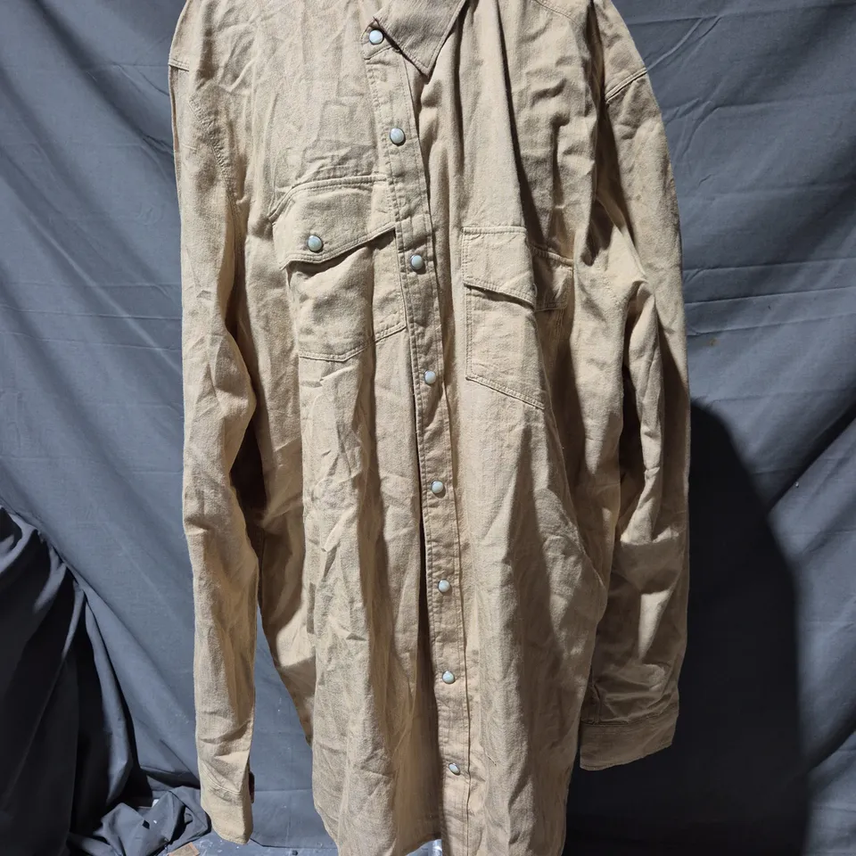 JOE BROWNS LONG SLEEVE BUTTON-UP OVERSHIRT IN TAN SIZE 3XL