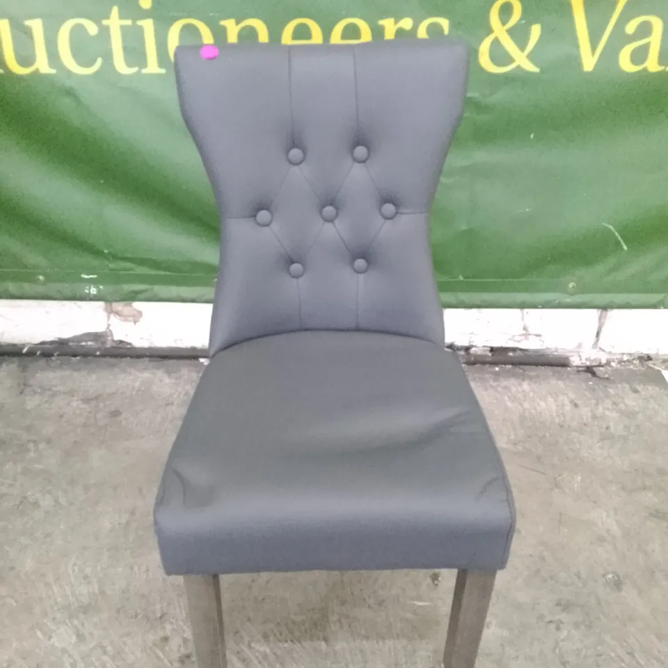 SET OF 2 NEW BEWLEY GREY LEATHER BUTTON BACK DINING CHAIR WITH OAK LEGS